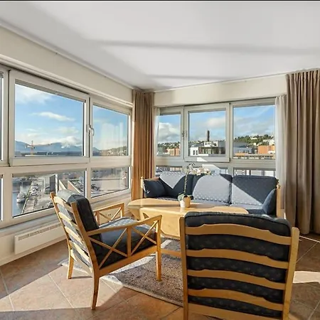 North Estate Penthouse Lejlighed *